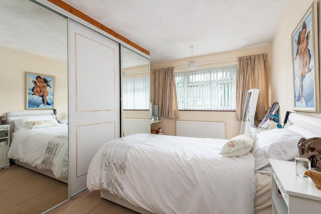 142 Wakeley Road bedroom1.jpg