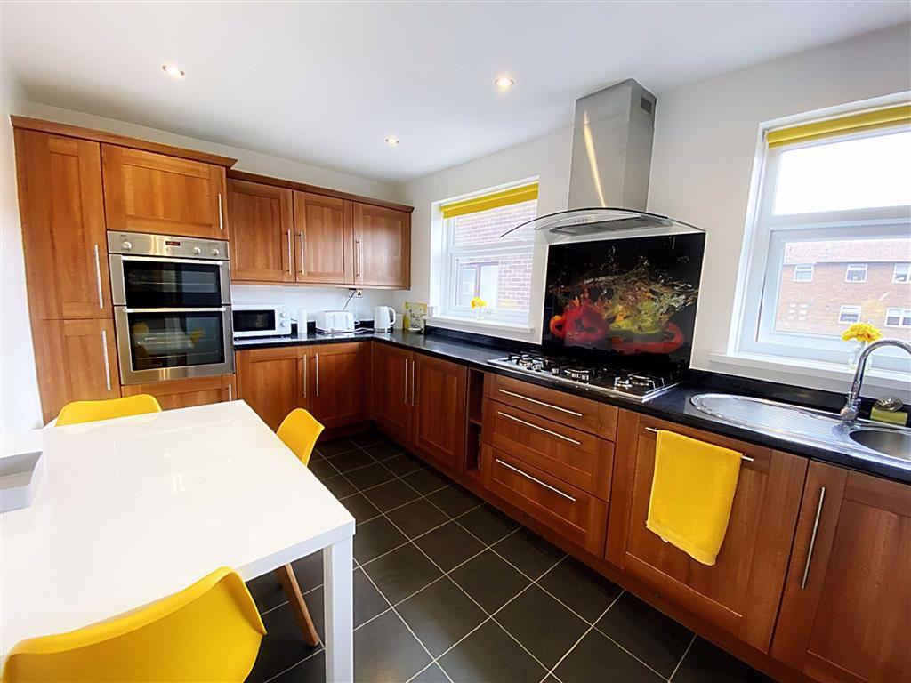 Kitchen and Breakfasting Room