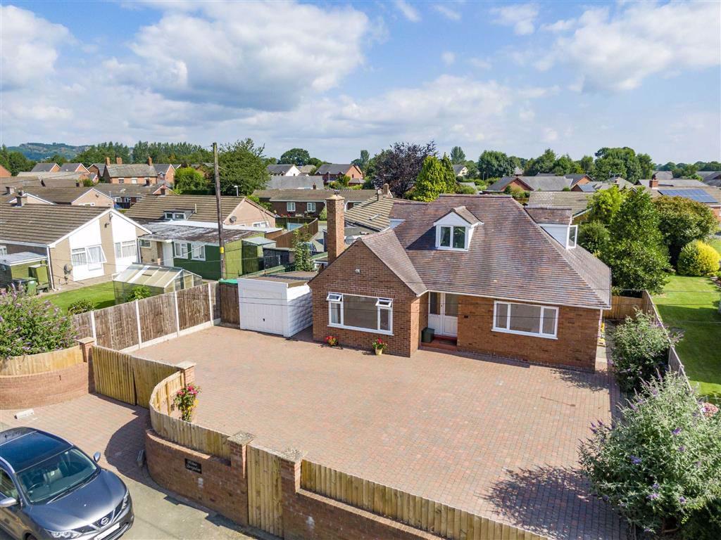 Four Crosses, Llanymynech, SY22 3 bed detached house for sale £320,000