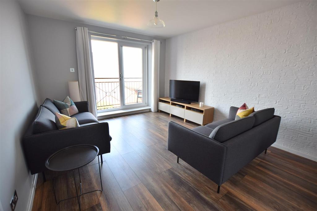 Waterloo Quay, Waterloo Road, Liverpool 2 bed apartment £190,000