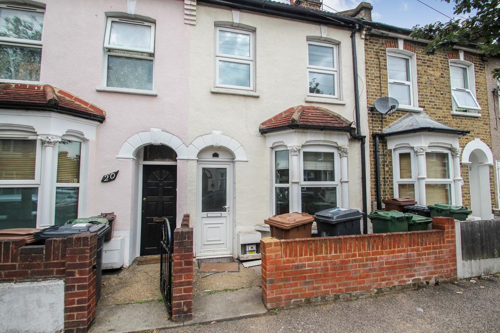 Oakdale Road, Leytonstone, London 2 bed terraced house £1,600 pcm (£