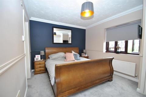 30 Oak End, Buntingford, SG9 9BU