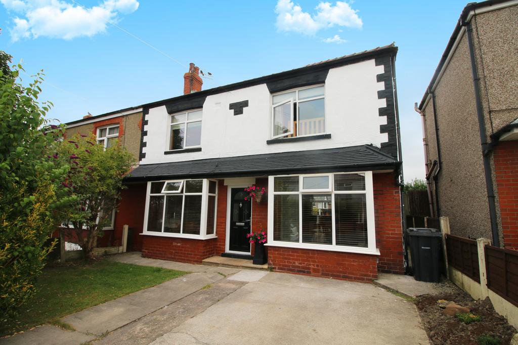 Rossendale Avenue North, ThorntonCleveleys, FY5 3 bed semidetached