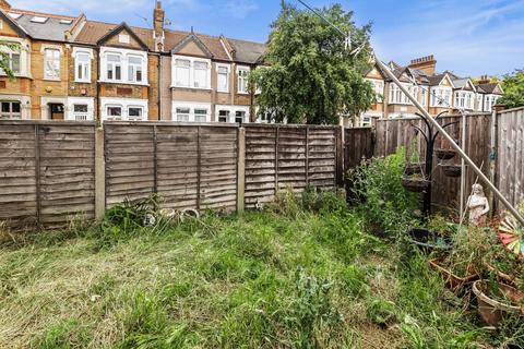 1 Fernbrook Crescent, London, SE13 5NJ