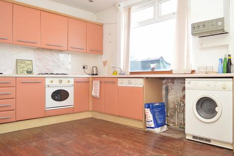 80 Thomas Street, Lees, Oldham, OL4 5BT