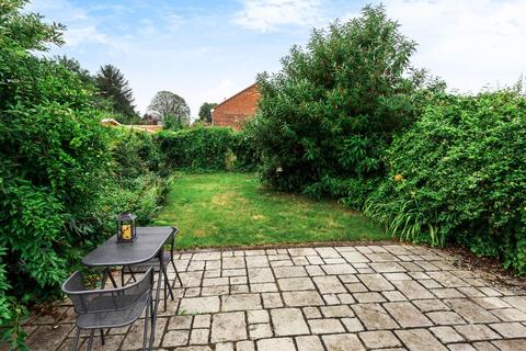 184 Queensway, West Wickham, BR4 9DZ