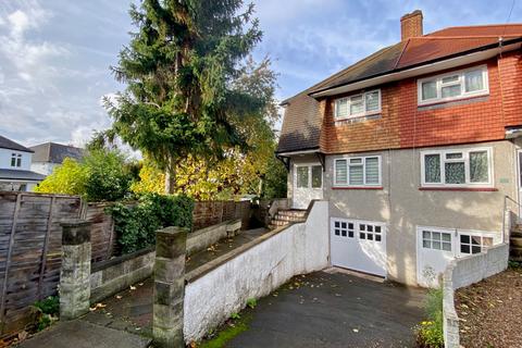 12 Yewdale Close, Bromley, BR1 4JJ