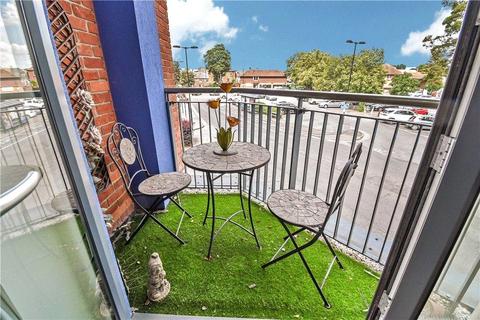 2 bedroom apartment for sale, Broadwater Road, Romsey