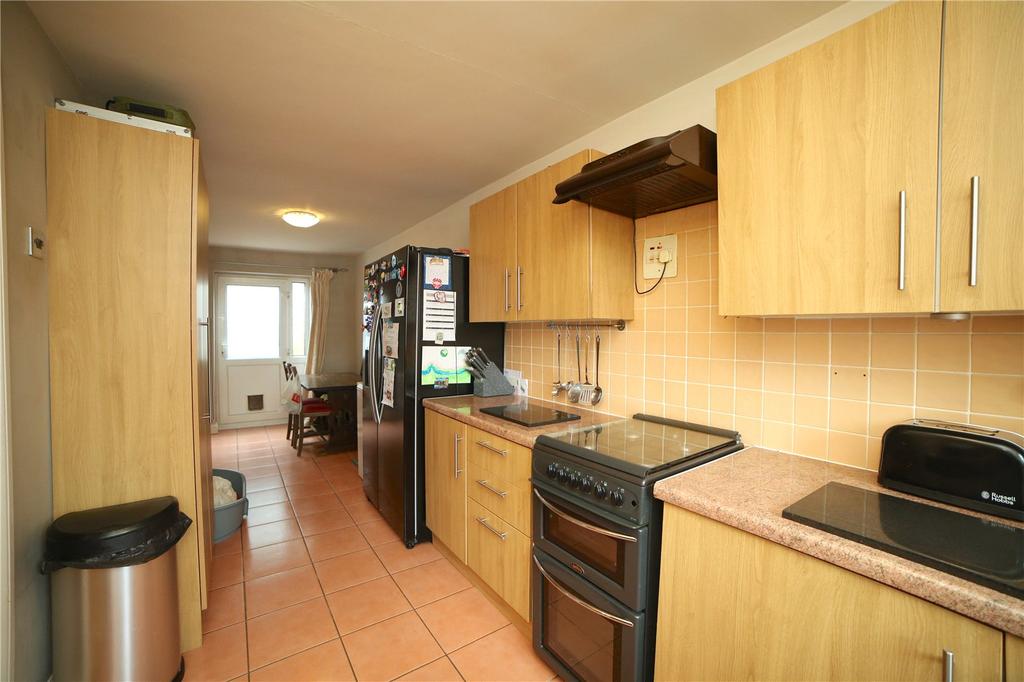 Birchmore, Brookside, Telford, Shropshire, TF3 3 bed terraced house £