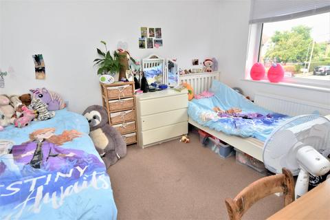 15 Midsummer Meadow, Shoeburyness, Southend-on-sea, SS3 8UU