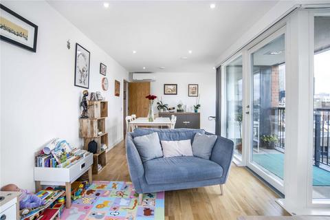 3 bedroom apartment to rent, Godfrey Place, Shoreditch, London, E2