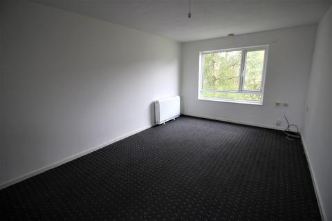 1 bedroom flat to rent, Newbold, Rochdale, OL16
