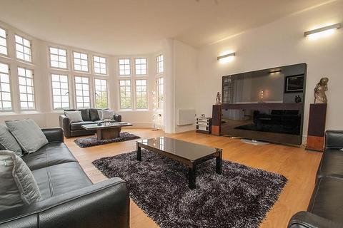 undefined, Kavanagh Court, The Galleries, CM14