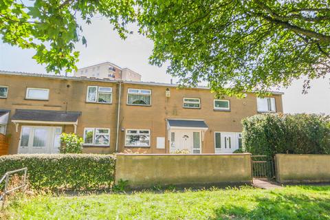15 Lambourn Close, Bristol, BS3 4LX