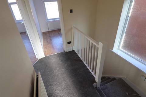 2 bedroom flat for sale - Stamfordham Road, NE5 3JH