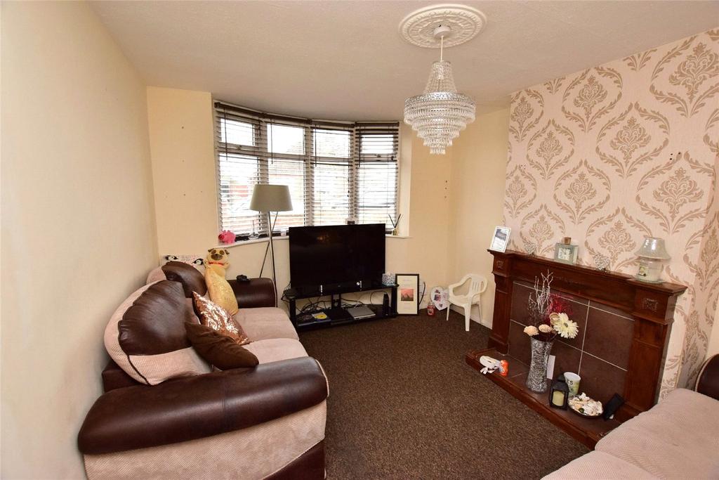 Warwick Road, Cleethorpes, DN35 3 bed semidetached house £161,500