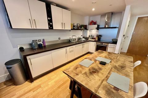 1 bedroom flat to rent, Highbury Stadium Square, N5 - Energy Rating B