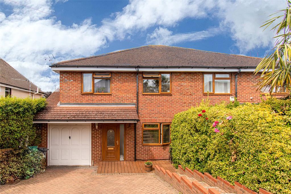 Mount Drive, Park Street, St. Albans... 4 bed semidetached house £640,000
