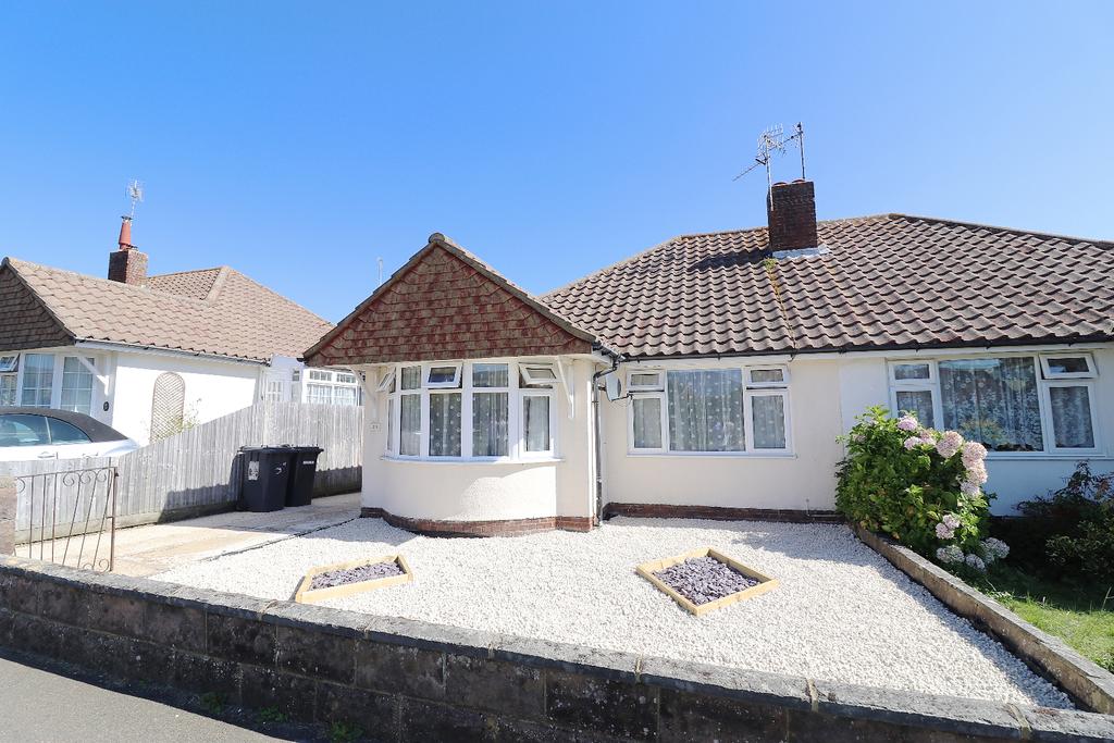 Farmlands Way, Polegate, BN26 2 bed bungalow £280,000