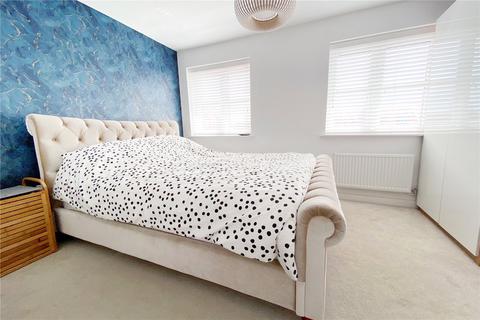 12 Amsbridge Crescent, Wick, Littlehampton, BN17 7GE