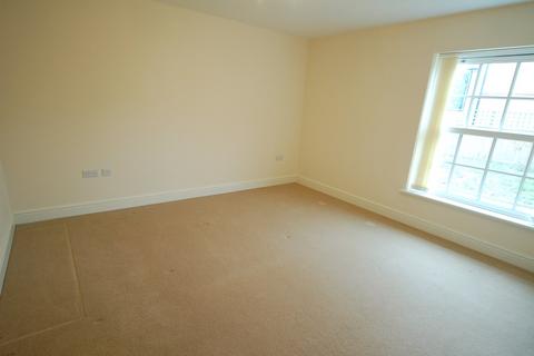 3 bedroom apartment to rent, Mill Park Gardens, Mildenhall, Bury St. Edmunds, Suffolk, IP28