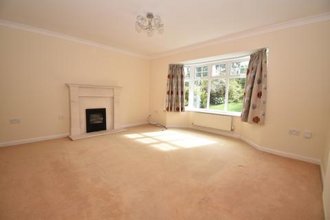 4 bedroom detached house to rent, Harewood Chase, Northallerton