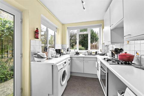 2 bedroom terraced house to rent, Alexandra Road, Richmond, TW9