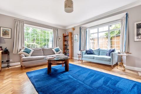 16 Monahan Avenue, Purley, CR8 3BA