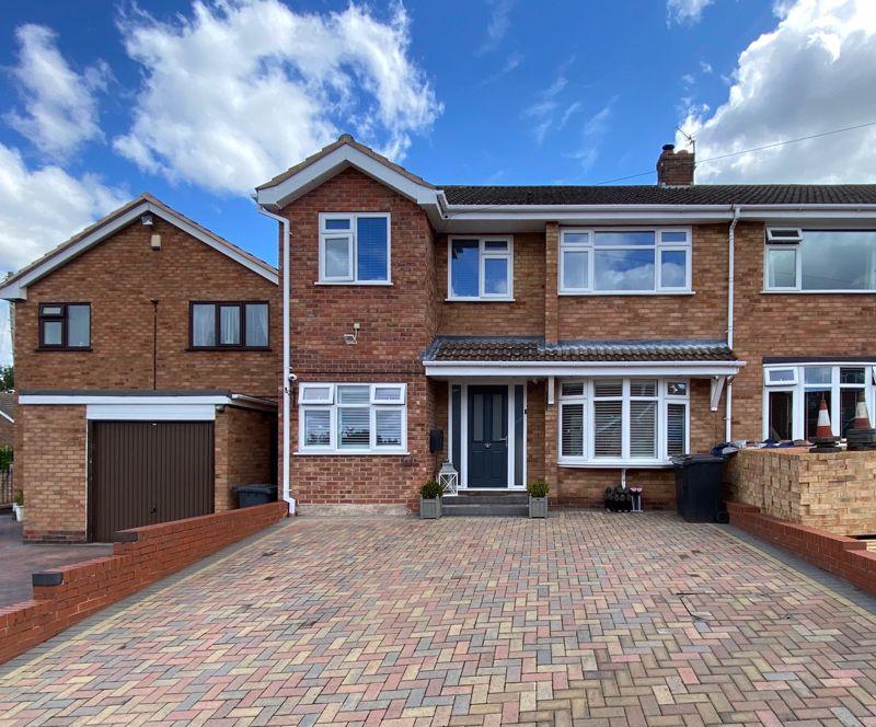 Berwyn Way, Church Farm, Nuneaton 4 bed semidetached house £249,950