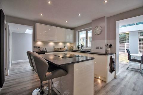 25 Blackbrook Way, Wolverhampton, WV10 8TB