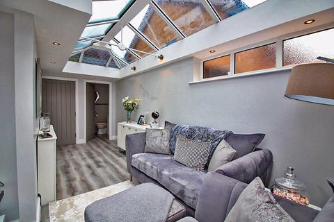 25 Blackbrook Way, Wolverhampton, WV10 8TB