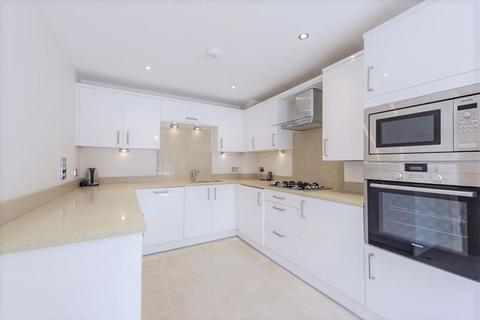 undefined, Kingsway Mews: Luxury 3 bedroom townhouse £2695pcm Available immediately