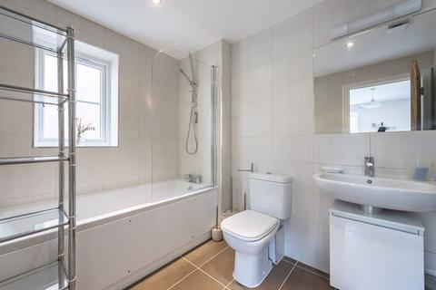 undefined, Kingsway Mews: Luxury 3 bedroom townhouse £2695pcm Available immediately