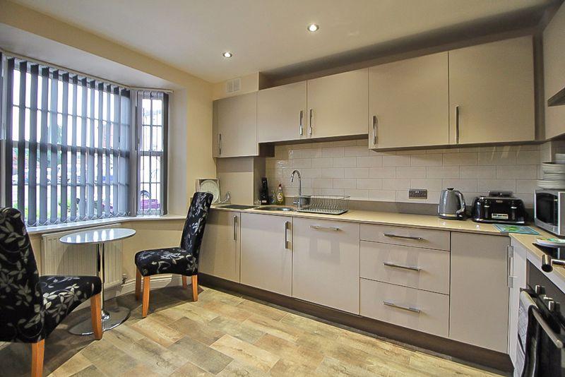 Dining kitchen