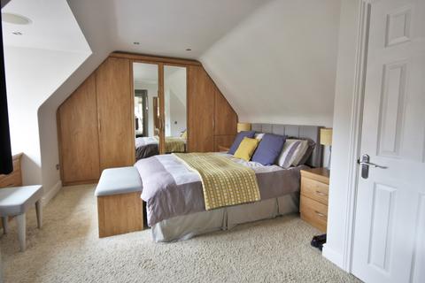 4 Gainsborough Place, Hutton, Brentwood, CM13 2RF