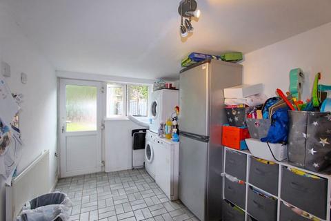 34 Cheniston Road, Willenhall, WV12 5QR