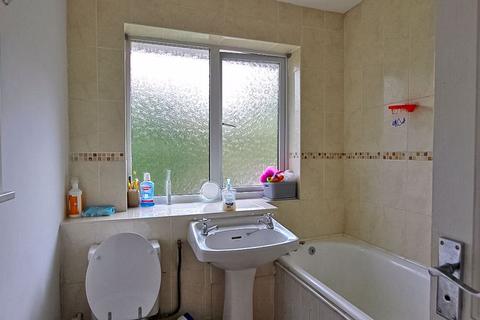 34 Cheniston Road, Willenhall, WV12 5QR