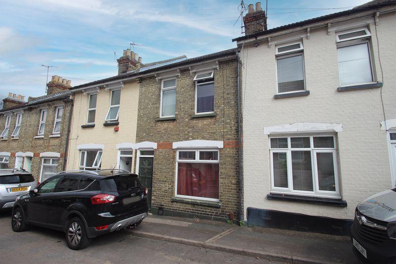 Ingle Road, Chatham 3 bed terraced house £190,000