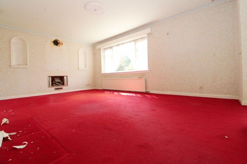 Rushall Close, Walsall, WS4 2HQ 3 bed detached house £395,000