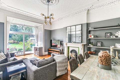 37 Birdhurst Rise, South Croydon, CR2 7EJ