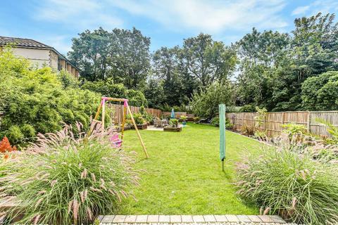 37 Birdhurst Rise, South Croydon, CR2 7EJ