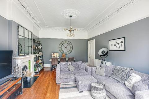 37 Birdhurst Rise, South Croydon, CR2 7EJ