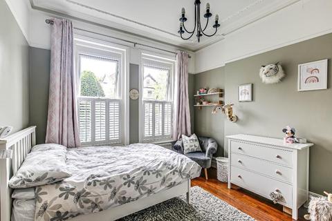 37 Birdhurst Rise, South Croydon, CR2 7EJ