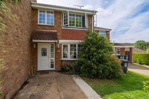 12 Bramfield Place, Hemel Hempstead, HP2 7NZ