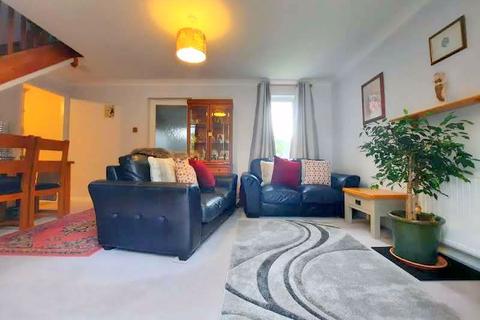 4 Buttermere Close, Feltham, TW14 9QN