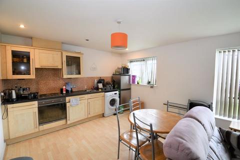 2 bedroom flat for sale - Sugar Mill Square, Salford