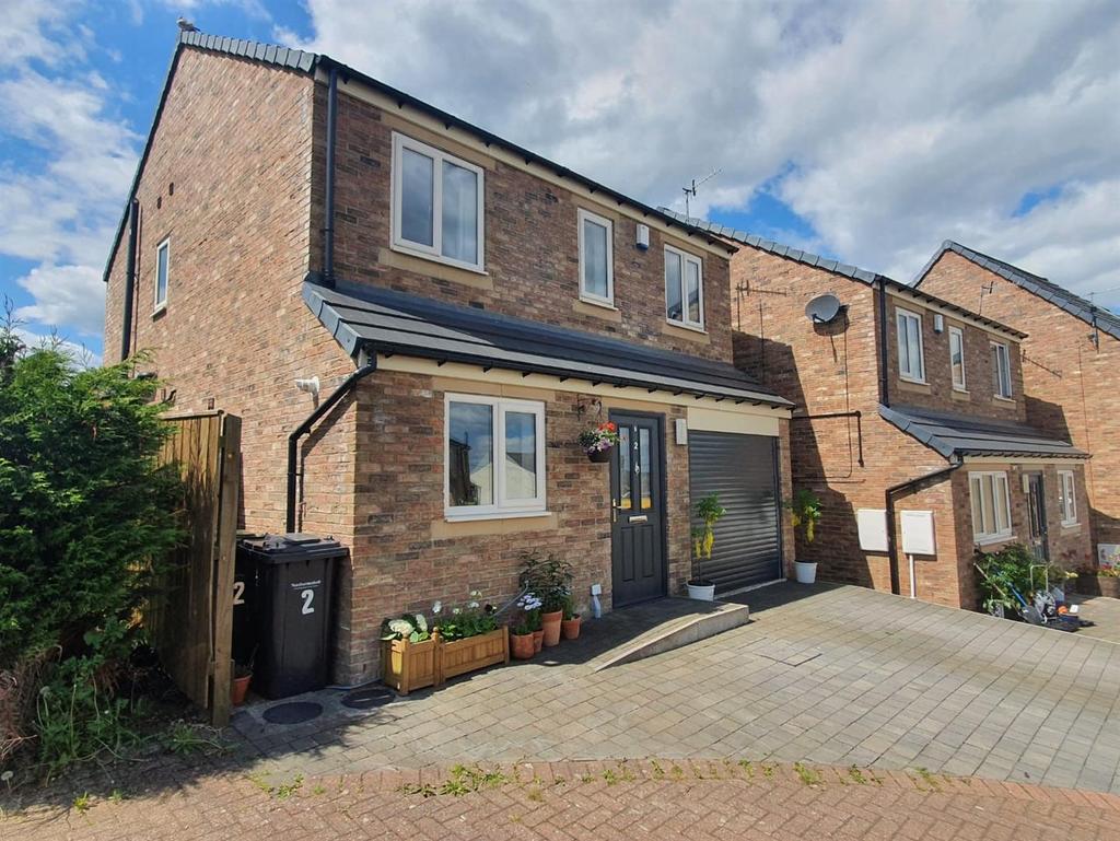 Edgewell Court, Prudhoe, Prudhoe, Northumberland 3 bed detached house