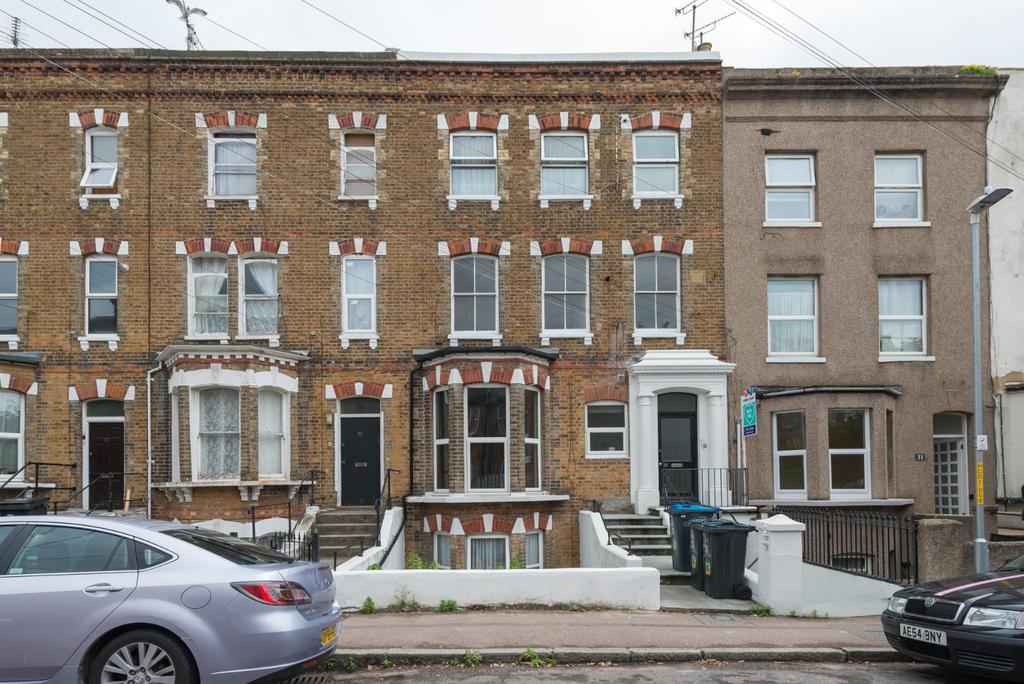 Crescent Road, Ramsgate 2 bed flat for sale £165,000