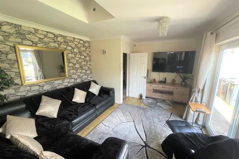 34 Carmen Grove, Groby, Leicester, LE6 0BA
