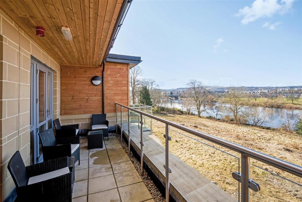 Communal Terrace.jpg